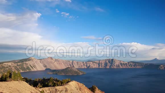 火山口湖时间推移视频的预览图