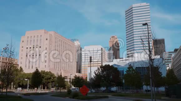 俄克拉荷马城市中心的建筑视频的预览图