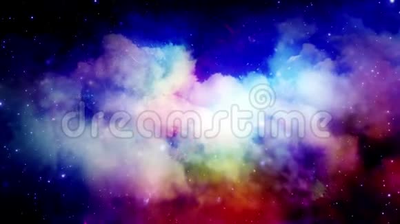 通过恒星星云和宇宙尘埃宇宙气体团和深空的星座飞行视频的预览图