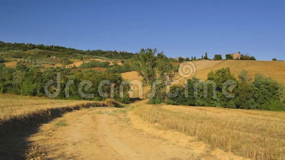 托斯卡纳滚山公路意大利乡村景观视频的预览图