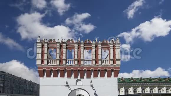 库塔法亚塔对天空俄罗斯日克里姆林宫内部视频的预览图