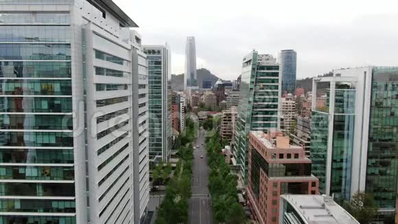 城市的鸟瞰图视频的预览图