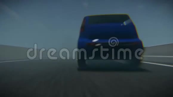 在雾中行驶的汽车录像视频的预览图