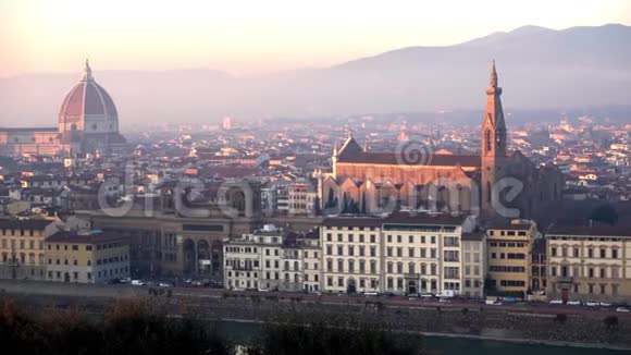 日落时可鸟瞰意大利佛罗伦萨视频的预览图