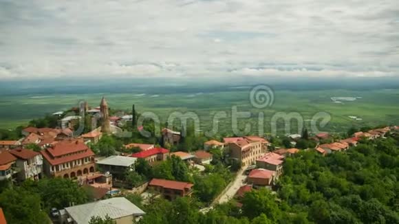 格鲁吉亚锡格纳吉市景观全景时间推移视频的预览图
