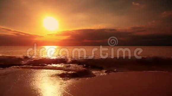 巴厘岛美丽的日落视频的预览图