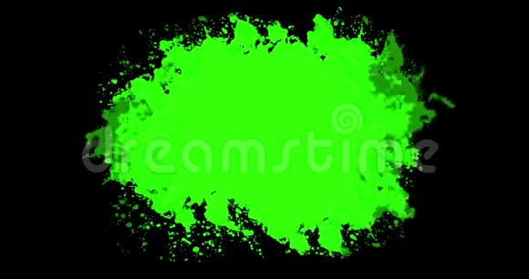 抽象漆刷笔划形状黑色墨水溅出在色度键绿色屏幕背景上洗出带有alpha视频的预览图