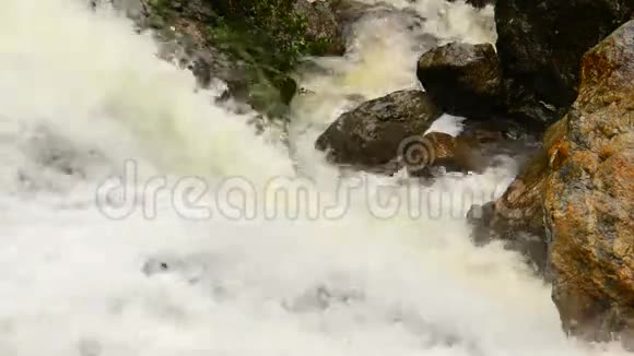 暴雨期间的水浸越南萨帕视频的预览图