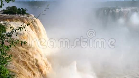 观米斯提伊瓜苏瀑布视频的预览图