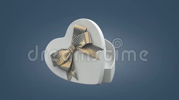 开放式心形礼品盒可循环旋转视频的预览图