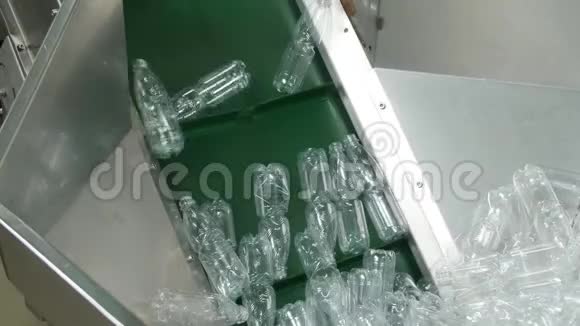 塑料瓶的工厂视频的预览图