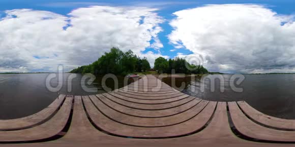 景观与河流360VR视频的预览图
