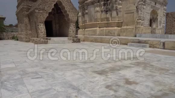 查克瓦尔奇拉卡塔斯拉杰寺视频的预览图