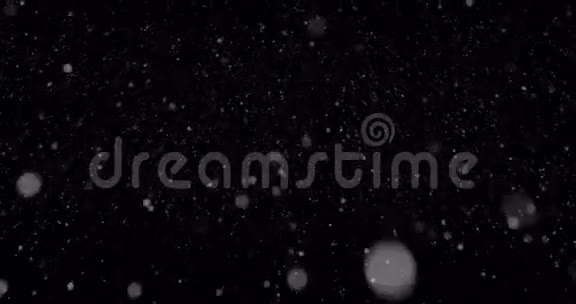 天空中落下的积雪视频的预览图
