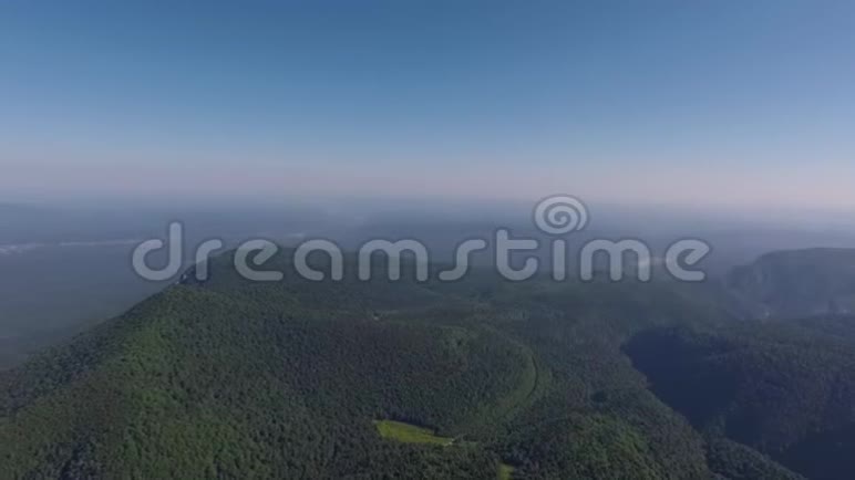 山林全景空中景观视频的预览图