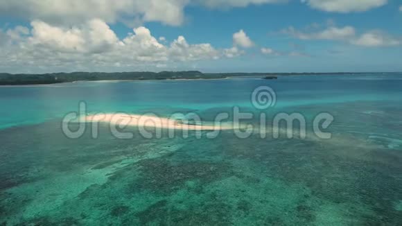 美丽的热带岛屿视频的预览图