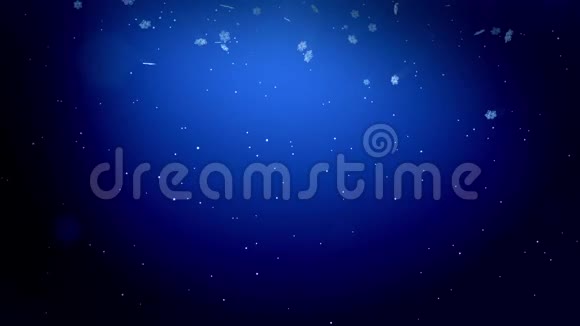 美丽的三维雪花漂浮在空气中的蓝色背景用作圣诞节新年贺卡或冬季主题的动画视频的预览图