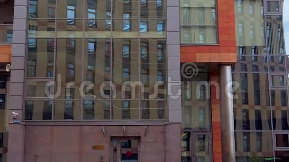 城市新建筑的射击建筑视频的预览图