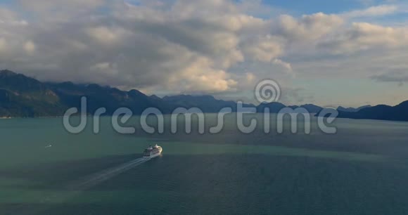 丘加奇山脉的荒野景色视频的预览图