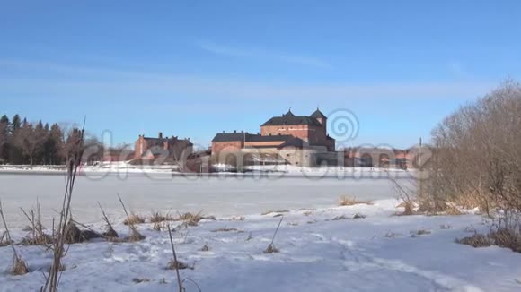 查看HA的堡垒梅林纳三月日芬兰视频的预览图