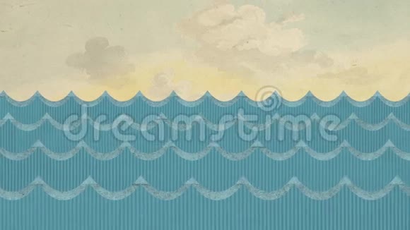 绘声绘色的云天背景上的纸板海浪视频的预览图