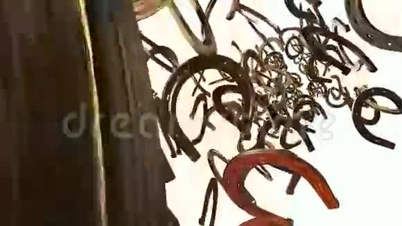 白色的旧金属马蹄铁视频的预览图