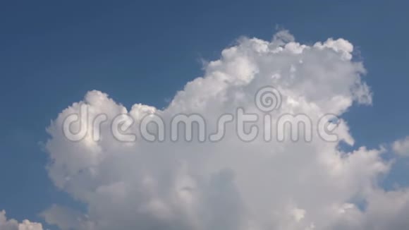 天晴天空云时间流逝视频的预览图