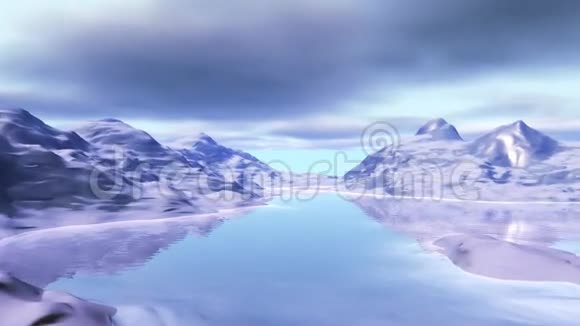 有雪山和湖泊的景观视频的预览图