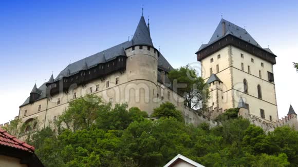 卡尔斯特恩中世纪城堡捷克共和国波希米亚视频的预览图