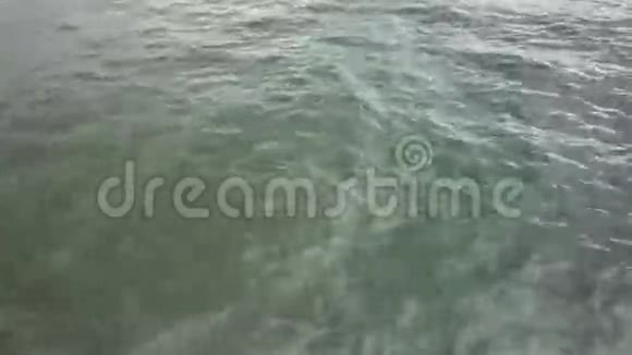 水在水面上荡漾视频的预览图