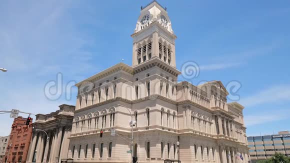 路易斯维尔市政厅大楼视频的预览图