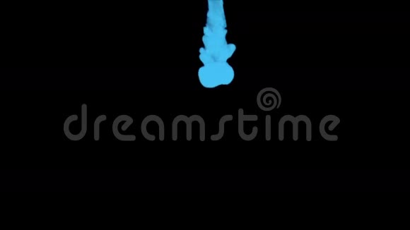 蓝色油墨在黑色背景下溶解于水中抽象背景墨水注入流体三维渲染视频的预览图