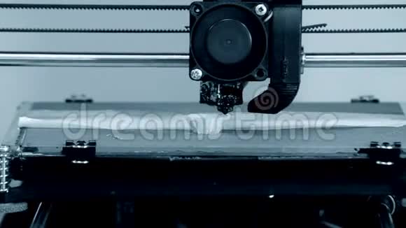 3D打印机工作熔敷沉积模型视频的预览图