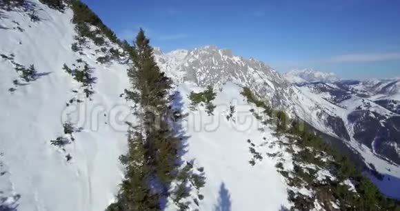 冬天的山和最佳视频的预览图