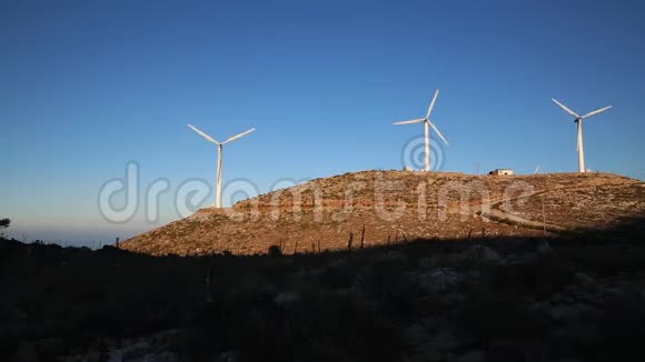 风车农场绿色能源视频的预览图