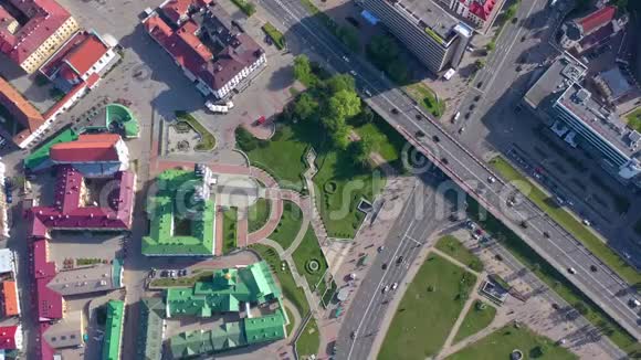 明斯克贝拉鲁斯五月2019年空中无人机从上面拍摄市中心视频的预览图