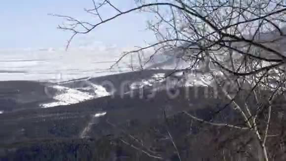 山里的索道视频的预览图
