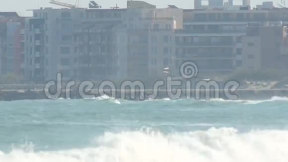 波莫里的风暴保加利亚视频的预览图