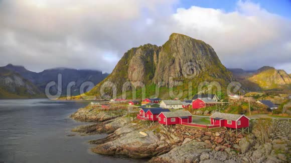 挪威洛福滕群岛Reine渔村视频的预览图