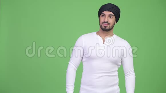 戴着头巾的印度年轻人长着大胡子视频的预览图