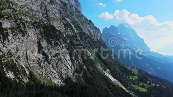 瑞士的阿尔卑斯山瑞士美丽的自然视频的预览图
