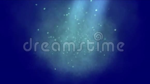 阳光水下粒子浮游游泳视频的预览图