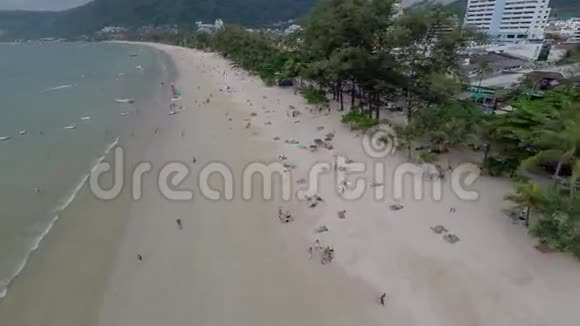 海沙滩空中视频的预览图