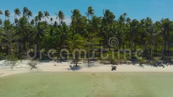 菲律宾热带海岸4K航空景观视频的预览图