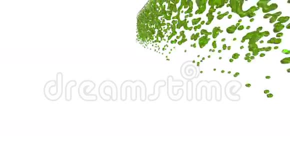 液体如绿色果汁落在白色表面或屏幕上用于背景或覆盖阿尔法通道包括使用视频的预览图