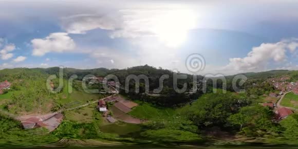 印度尼西亚山区景观农田和村庄vr360视频的预览图