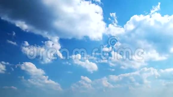 天空中的云视频的预览图