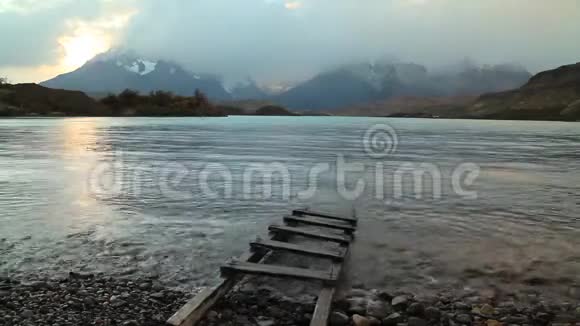智利托雷斯德尔潘恩的黎明视频的预览图