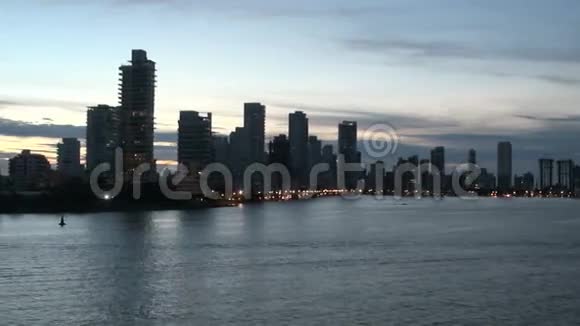 卡塔赫纳哥伦比亚摩天大楼视频的预览图