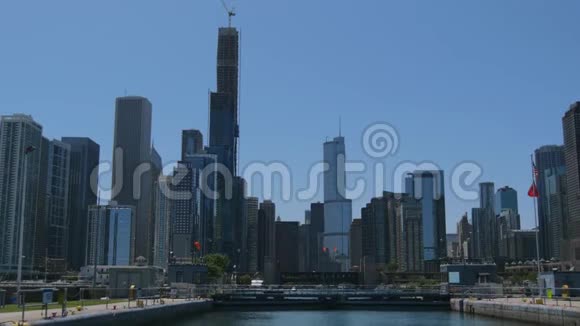 芝加哥市中心的高层建筑视频的预览图